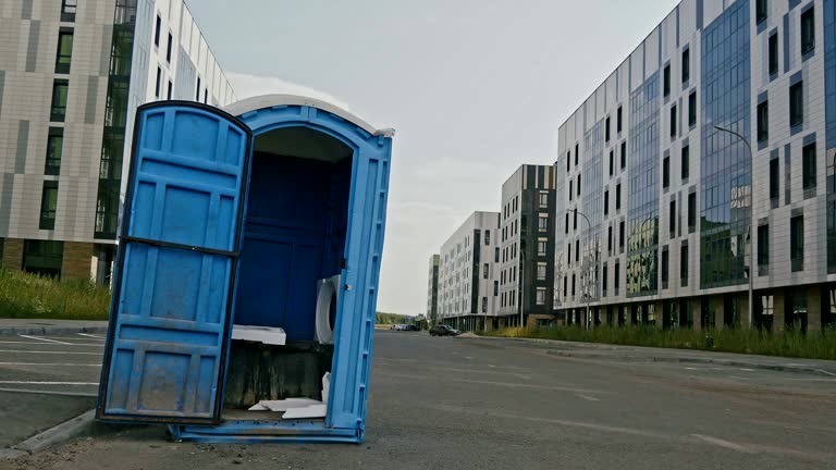 Best Portable Restroom Servicing (Cleaning and Restocking)  in Lake Holiday, VA
